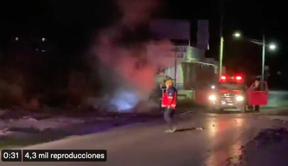 Crimen Organizado detona autos bomba en penal de Tula; escapan 9 reos