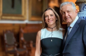 AMLO y Beatriz Gutiérrez