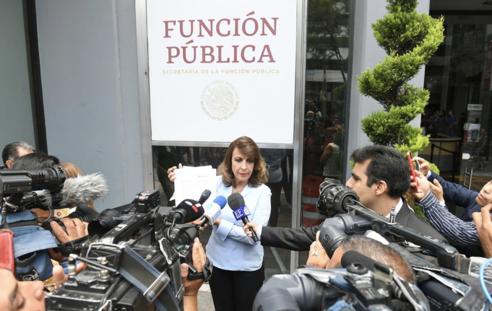 María Elena Pérez-Jaén exhibe fraude millonario en el programa Jóvenes Construyendo el Futuro