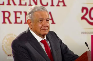 AMLO ahora sí le aplaude a calificadoras; presume buena evaluación de S&amp;P a México