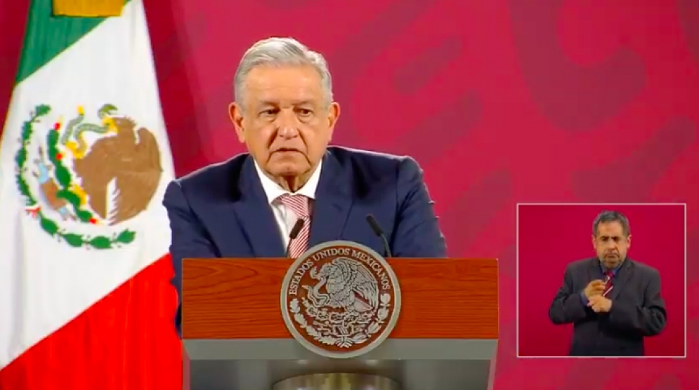 Hay que cuidar la cartera cuando se está cerca de los conservadores: AMLO