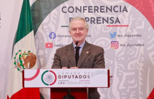 Santiago Creel le da un llegue a los presidenciables de AMLO: “El destino de las corcholatas es la basura”