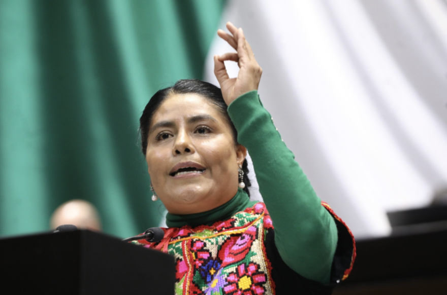 Aplaude Eufrosina Cruz publicación de decreto que prohibe contraer matrimonio a menores de 18 años