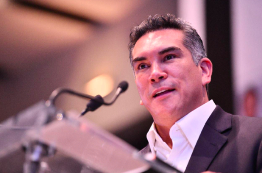 Advierte Alejandro Moreno que la 4T quiere instaurar una dictadura