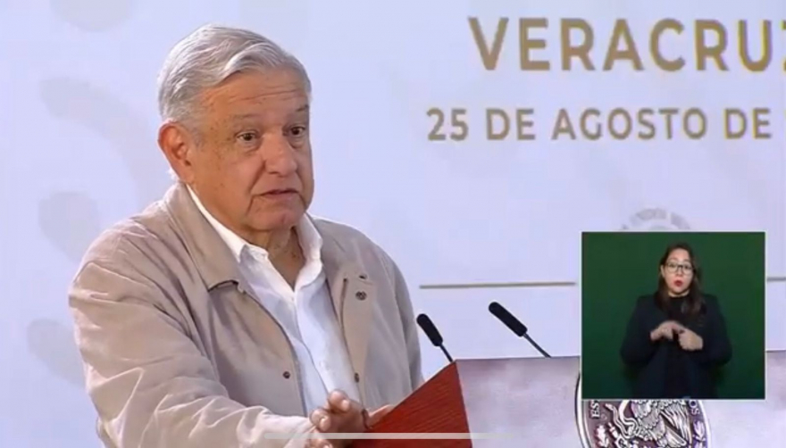 Exigen ONG´s a AMLO oponerse al programa "Quédate en México" en EEUU