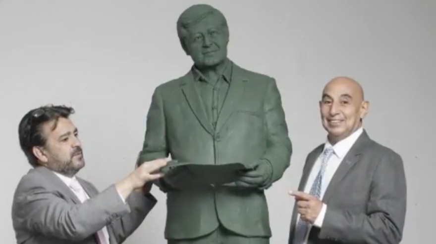 Con estatua de bronce, músicos, locutores y artistas rendirán homenaje a AMLO y a la 4T