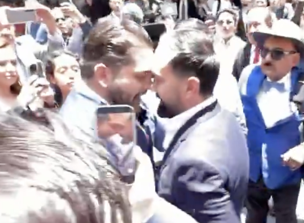 ¡Yo no soy Noroña eh!, dice Arturo Ávila a Carlos Mancilla tras empujones en el Senado