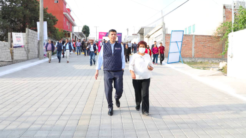 Entregan  rehabilitación de la calle Manuel Bello en la junta auxiliar Ignacio Zaragoza