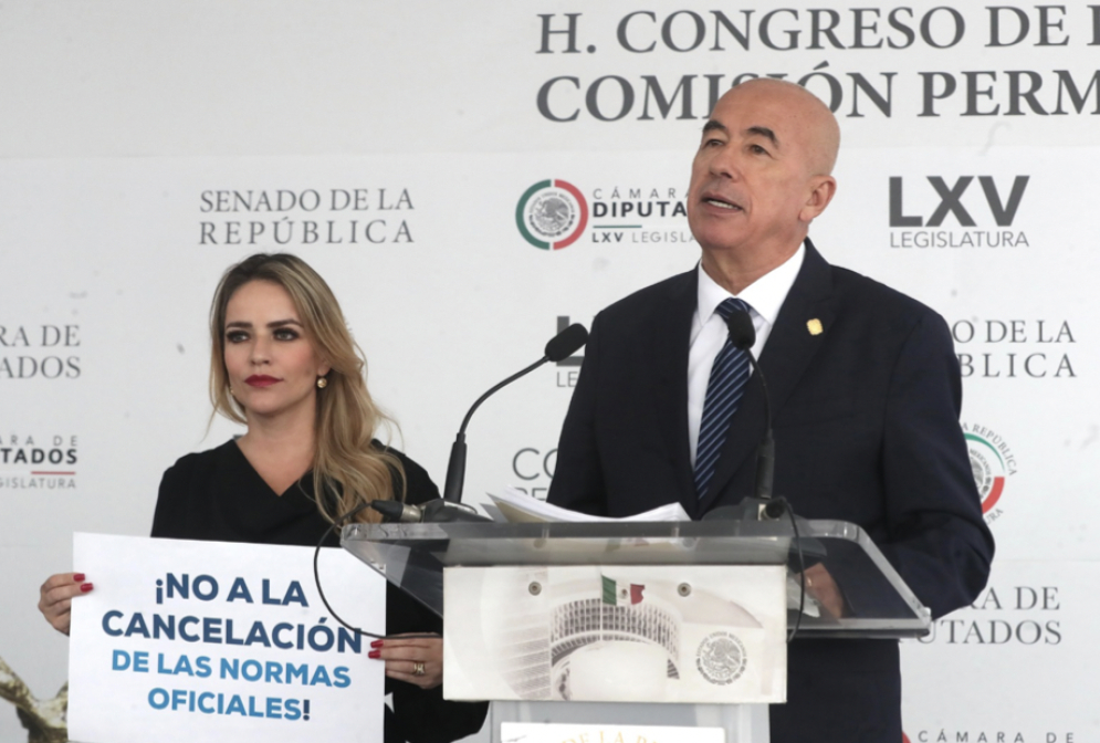 Éctor Jaime reprocha a Gatell por eliminar Normas Oficiales Mexicanas: “es dañino para la salud de los mexicanos”, advierte