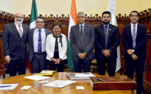 Lilia Cedillo se reúne con embajador de India en México