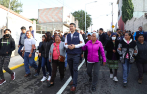 Inauguran las vialidades Tulipanes y Lomas de San Valentín en la junta auxiliar de San Francisco Totimehuacán