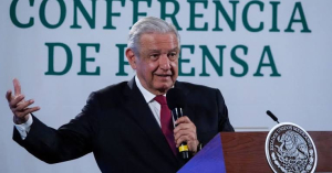 Revela AMLO que no estaba convencido de cancelar la construcción del NAIM