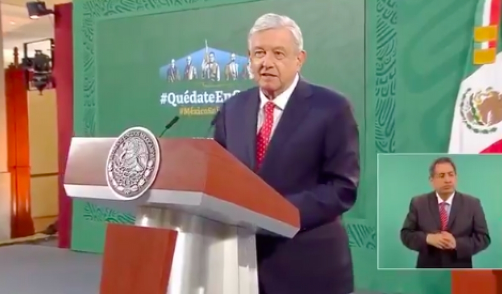 Revela AMLO que director de Twitter trabajaba con el PAN