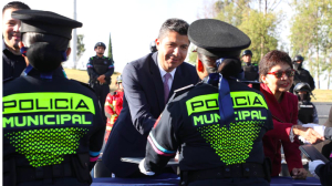 Se gradúan 61 nuevos policías