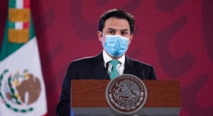Zoe Robledo, director del IMSS