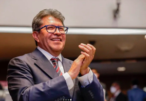 Ricardo Monreal pide no ser excluido de la carrera presidencial hacia 2024