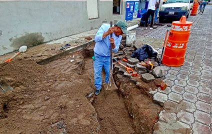 CAPAMH trabaja en los socavones generados por las intensas lluvias