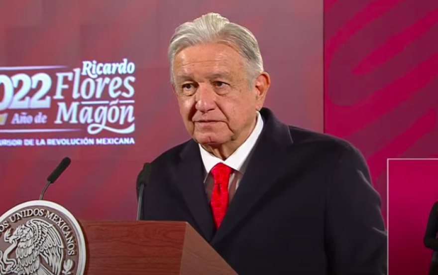 Presume AMLO que la economía cerrará 2022 con crecimiento de entre 3.2 y 3.5%