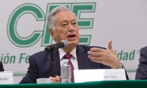 Manuel Bartlett, director de CFE