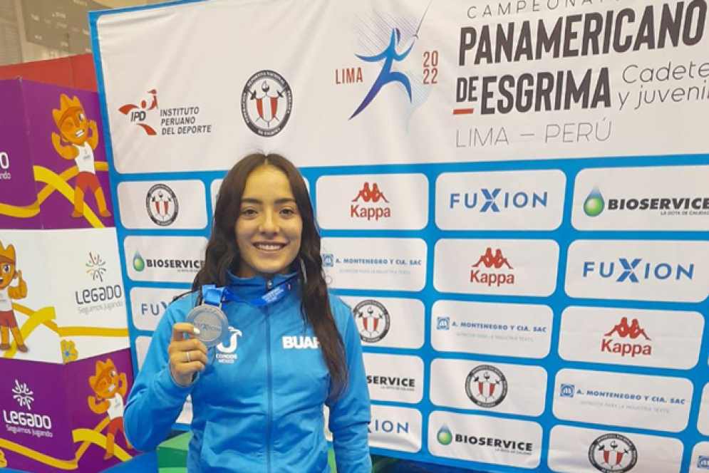 Estudiante BUAP gana medalla de plata en el Campeonato Panamericano Juvenil y Cadetes de Esgrima Lima 2022