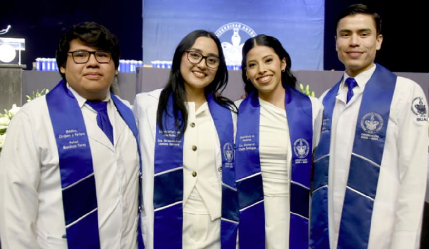 Egresa la Generación 2020-2025 de la Licenciatura en Medicina de la BUAP