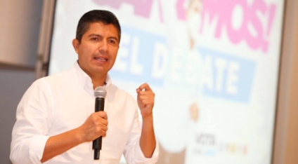 Con el 52% de preferencias, Eduardo Rivera ganó el debate en Puebla, de acuerdo a C&amp;E