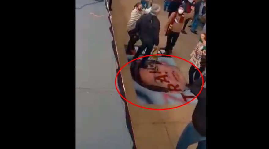 Acusan de traidor a Mario Delgado durante Convención Nacional Morenista y pisotean su imagen