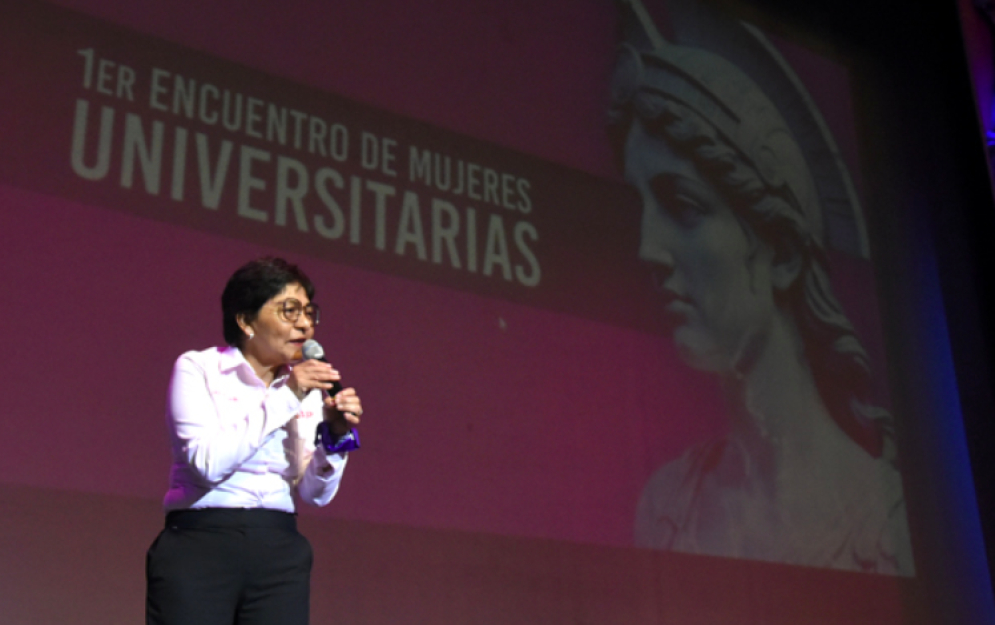 Se realiza el Primer Encuentro de Mujeres Universitarias en el CCU