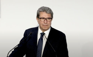 Monreal lamenta que se critique a las diputadas de morena que votaron por desechar el proceso de desafuero del Cuauh: “es injusto”, dice