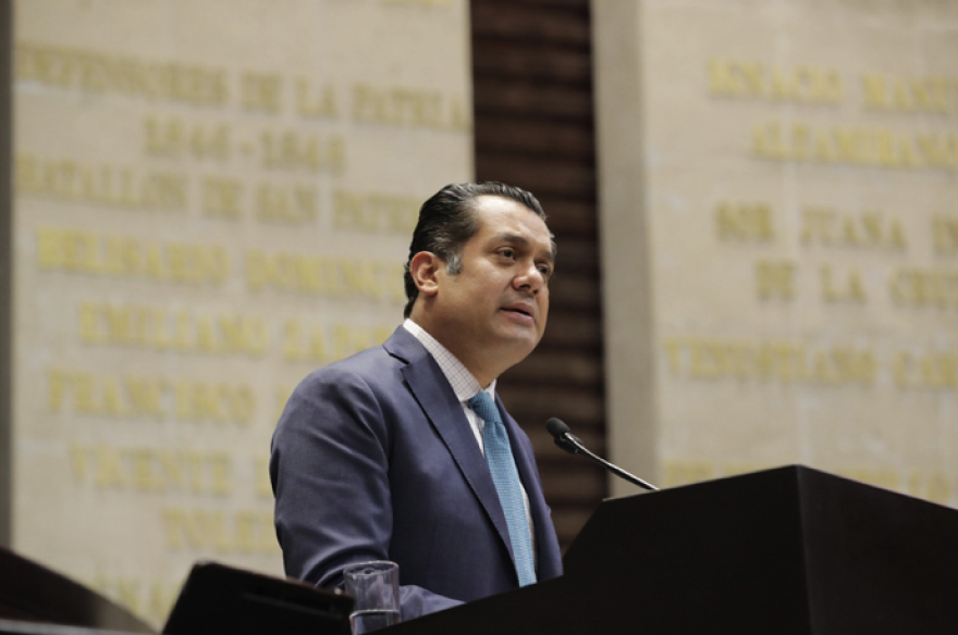 Gutiérrez Luna presume que nuevo tribunal de justicia del bienestar ya inhabilitó a un juez federal