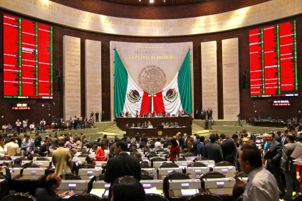 PRI, PAN y PRD responden a AMLO: "los traidores están en Morena"