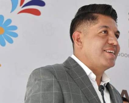Morena va por uso obligatorio de cascos con certificación para motociclistas