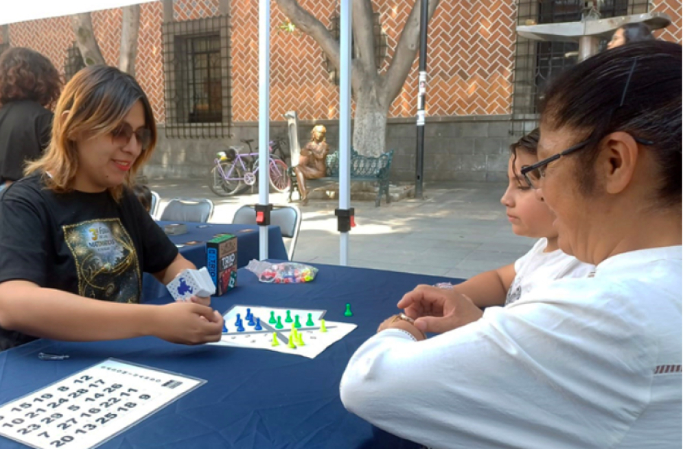 Realiza FCFM Tercera Feria de las Matemática