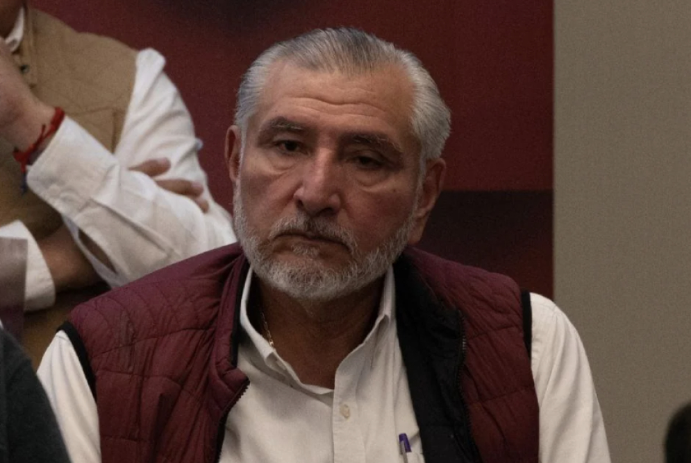 Adán Augusto se dice víctima de una campaña de desprestigio por casos de huachicol y la barredora