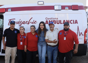 Andrea Chávez presume regalar nueva ambulancia a un municipio de Chihuahua