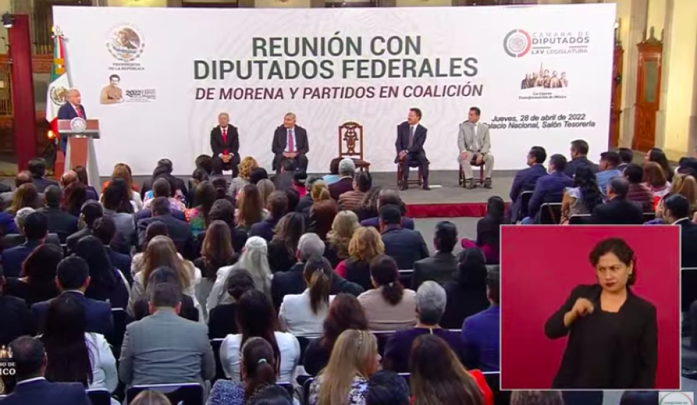 AMLO presume a Adán Augusto como buen secretario; diputados responden… ¡presidente, presidente!