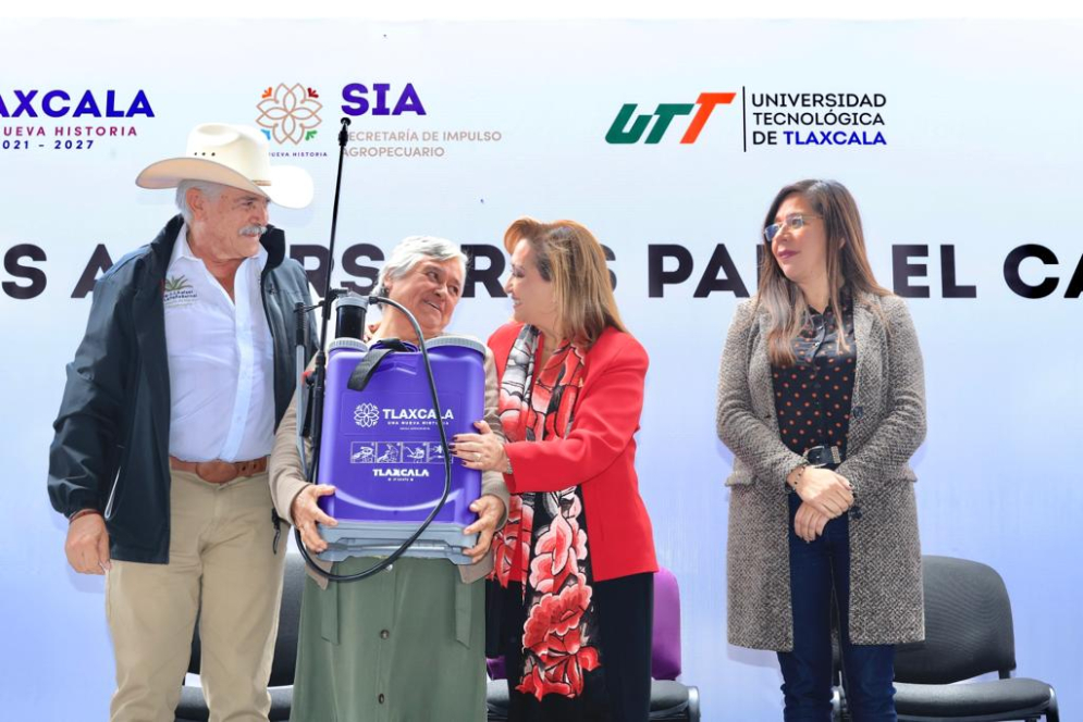 Entregan mochilas aspersoras a 5 mil productores