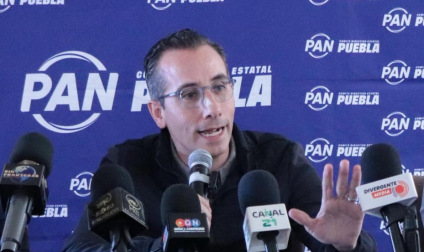 Mario Riestra exhibe a director de Vía Pública de Pepe Chedraui por crisis de ambulantaje