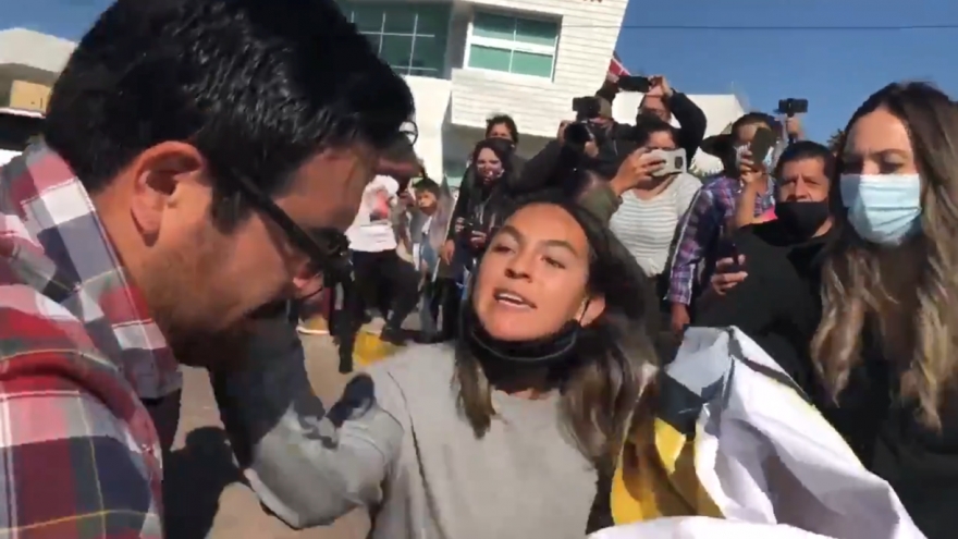 Ciudadana exige a AMLO quimioterapias "nos estamos muriendo"