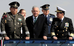 Guacamaya Leaks exhibe que militares encubiertos custodian a AMLO