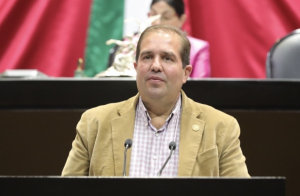 PRI señala al gobierno de Nuevo León por tibieza frente a libros de texto de la 4T: “Con el silencio apoyan su contenido”