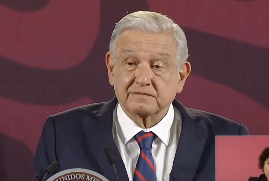 AMLO respalda denuncia de Noroña contra el presidente Daniel Noboa en la FGR para extraditarlo