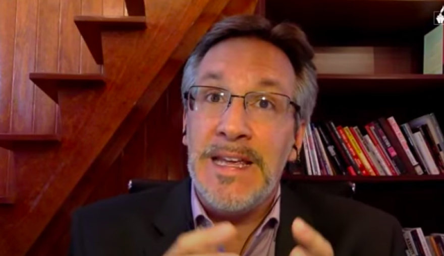 Ackerman culpa a las cúpulas de morena de fragmentar al partido por amiguismo y corrupción