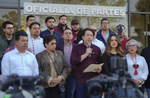 Mario Delgado exige al INE retirarle el registro al PAN por presunta infiltración del crimen organizado