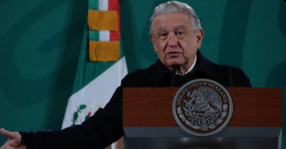 Celebra AMLO compra de refinería Deer Park en Houston, Texas