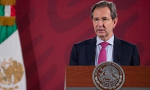 Esteban Moctezuma en Conferencia de Prensa