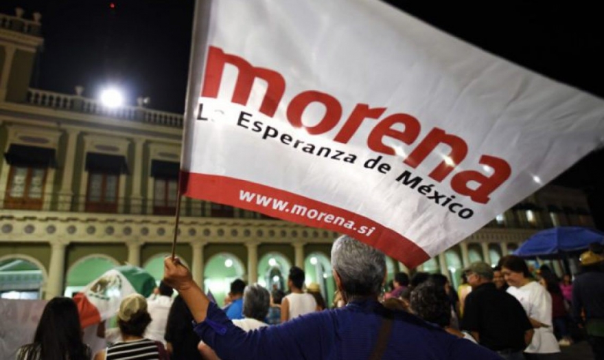 Bandera de Morena