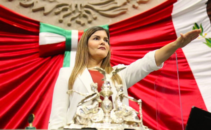 Diputada de Morena que dio espalda a madre de niño con cáncer recula y admite desabasto