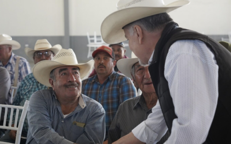 PAN en el Senado pide a productores frenar ley de aguas de Morena por criminalizar a quienes se dedican al campo
