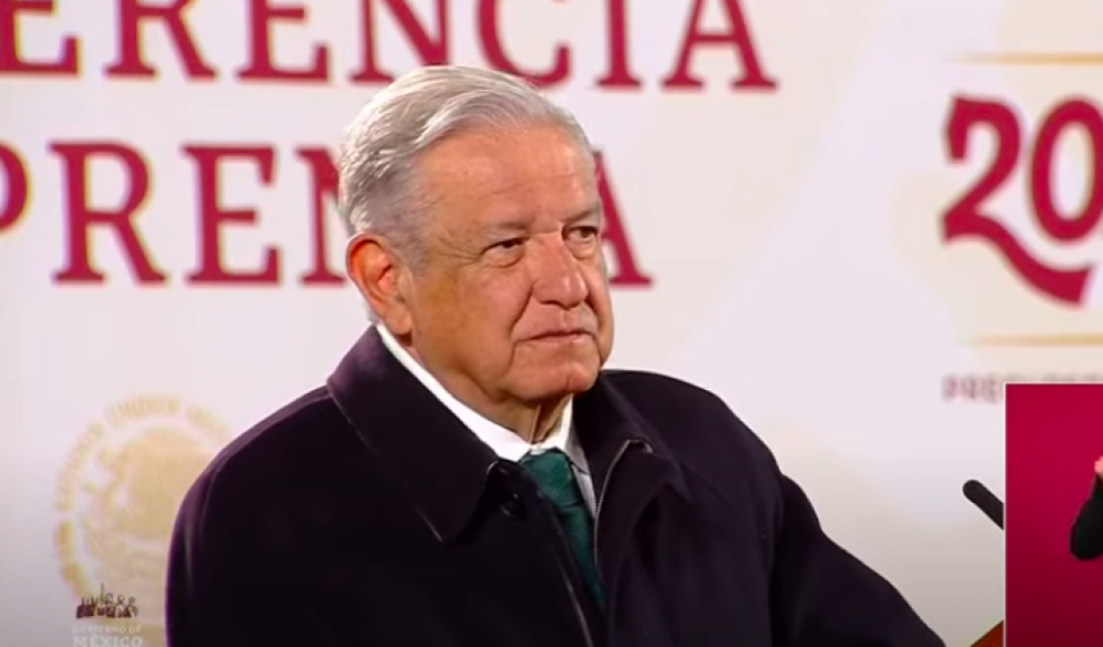 AMLO afirma que le ha advertido a EU que México apoya las energías limpias pero no los negocios sucios